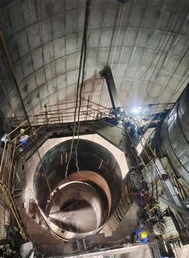 百色百矿集团170米钛钢套筒烟囱工程